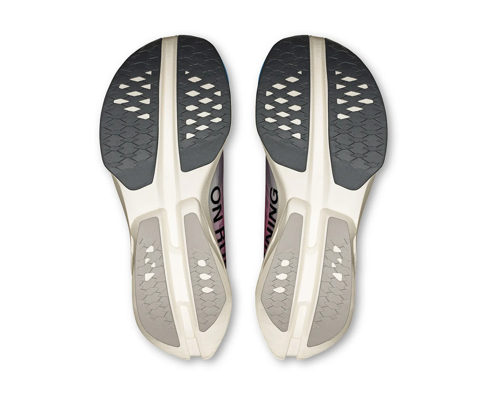 On W CLOUDBOOM STRIKE WHITE/HORIZON