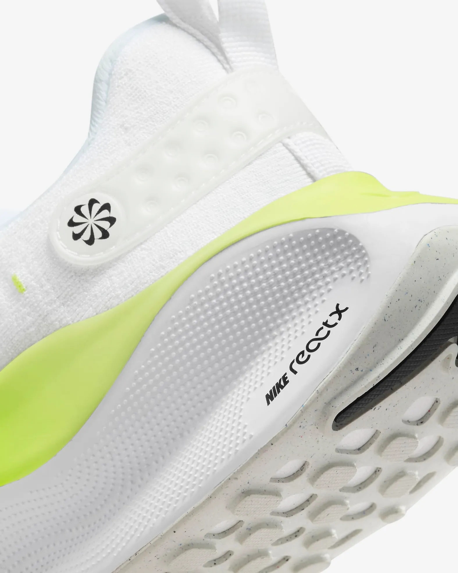 Nike ReactX Infinity Run 4 Shoes in White Lemon Twist Nike ReactX Infinity Run 4 White Lemon Twist Yellow DR2670  main image 2