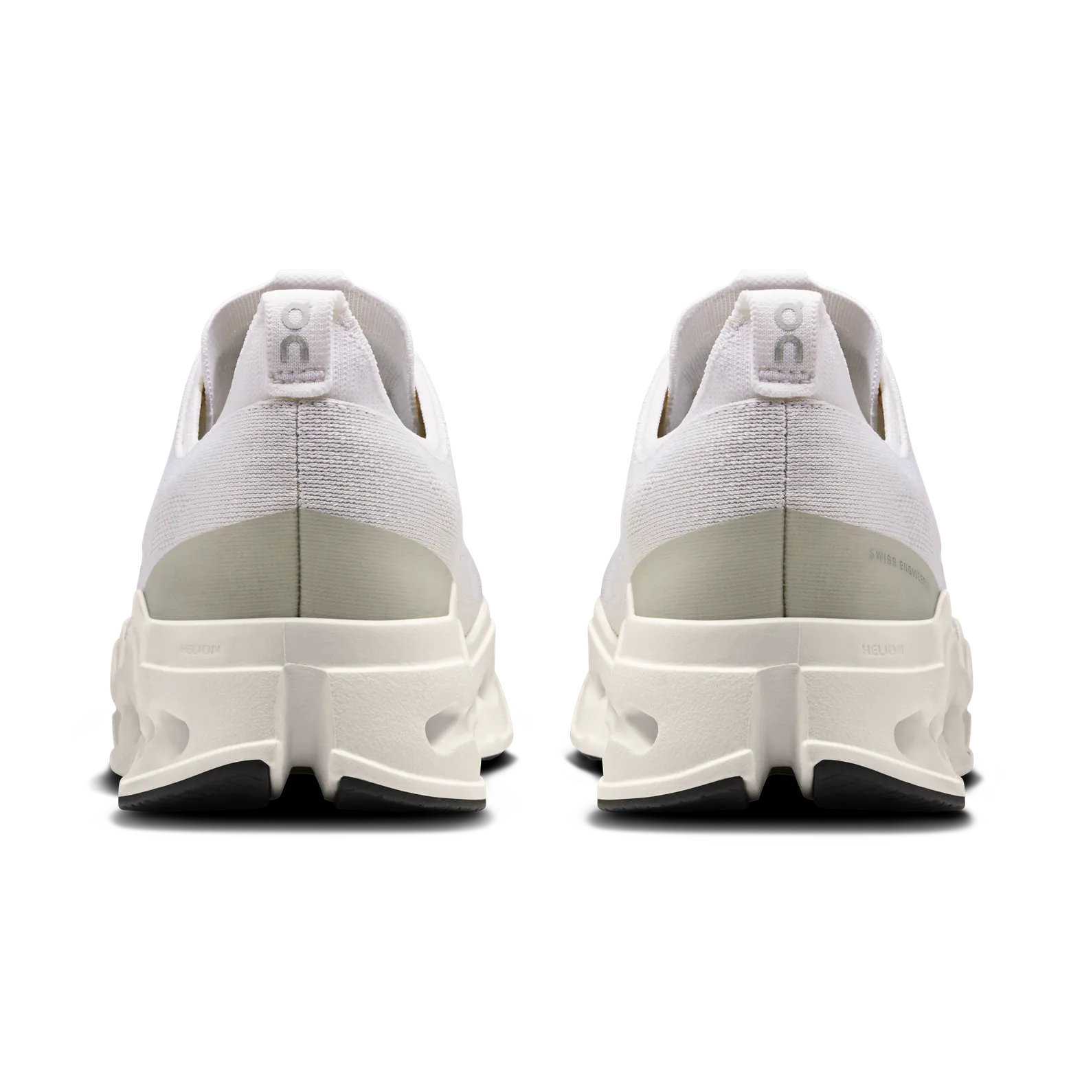 On M CLOUDSURFER MAX WHITE/WHITE