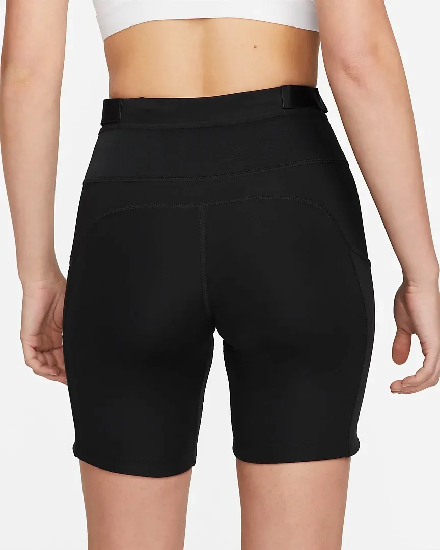 Nike W NIKE DRI-FIT EPIC LUXE SHORTS BLK/BLK/BLK/WHT